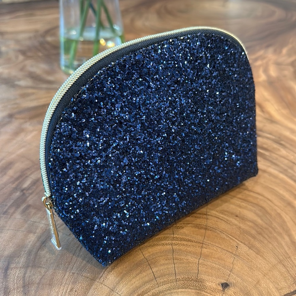 NWOT Estée Lauder glitter makeup bag
